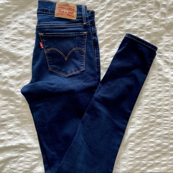 Levi’s Jeans - Picture 3 of 3